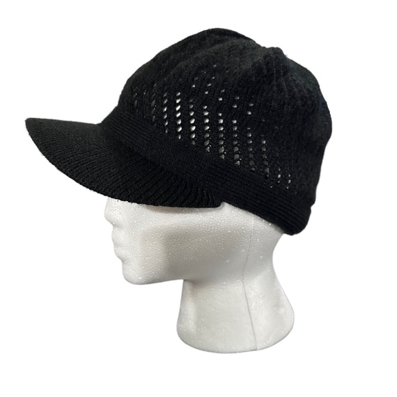 Time and Tru Accessories - Girls black knit hat with rim